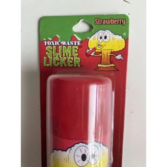 Toxic Waste Slime Licker Strawberry Humongous Flavored Lip Balm 0.67 Oz NEW - Picture 4 of 8